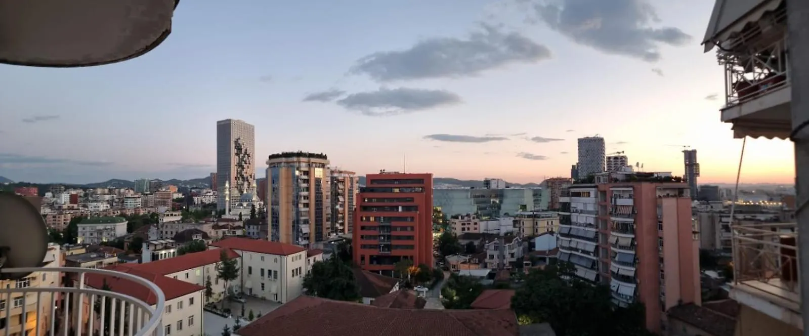 Hello Tirana! Apartment  티라나