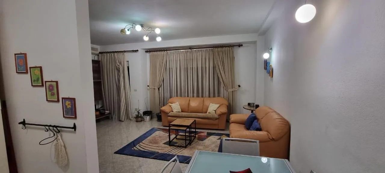 Hello Tirana! Apartment Tirana